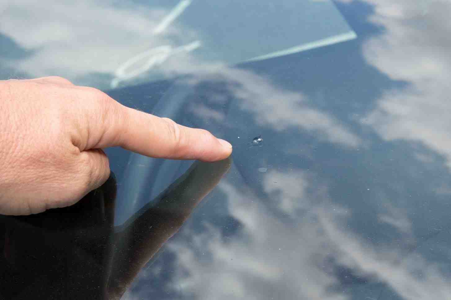 How long will Cracked windshield last?