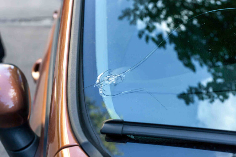 How long can a cracked windshield last?